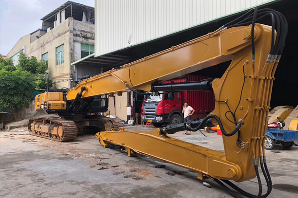 拆楼臂安装现场